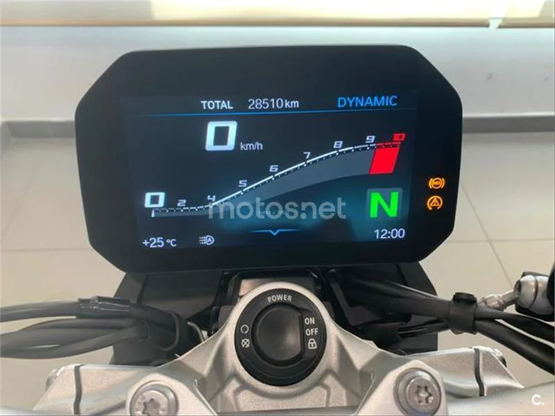 BMW F 900 R – Vista 6