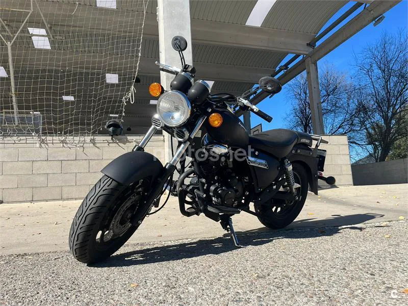 Keeway Superlight 125 LE – Vista 10