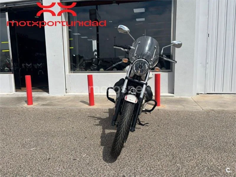 Moto Guzzi V9 – Vista 3