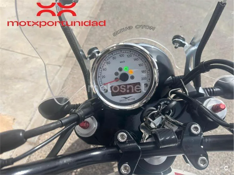 Moto Guzzi V9 – Vista 6