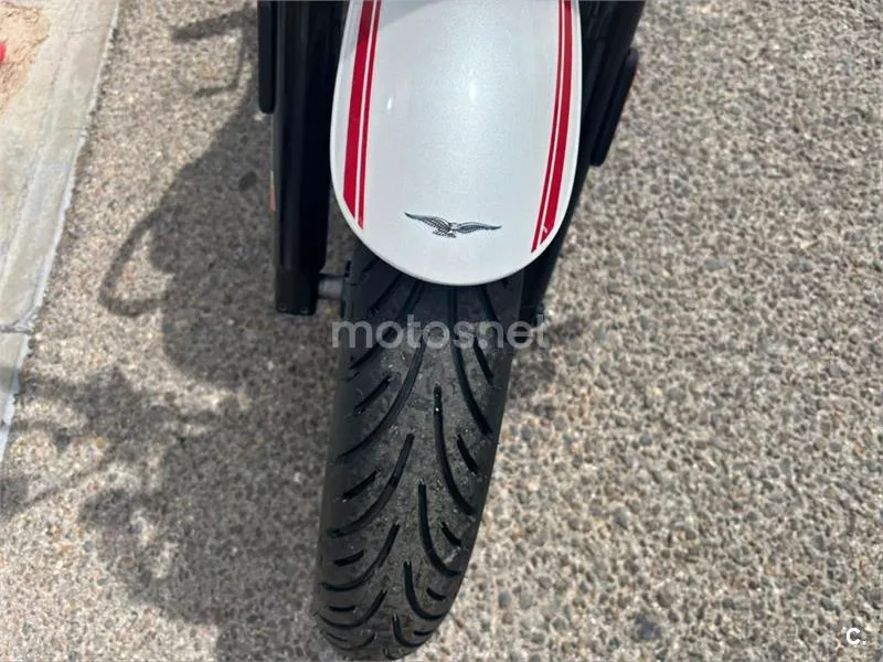 Moto Guzzi V9 – Vista 7