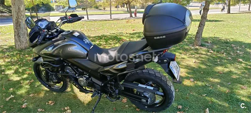 Suzuki V-Strom 650 – Vista 6