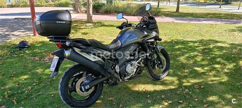 Suzuki V-Strom 650 – Vista 9
