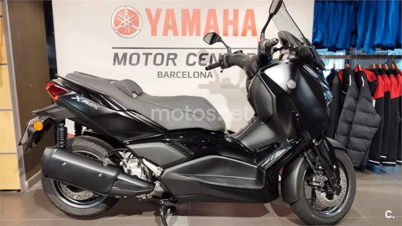 Yamaha XMAX 300 – Vista 12