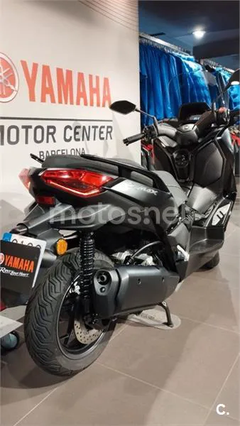 Yamaha XMAX 300 – Vista 13
