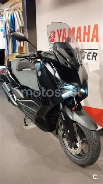 Yamaha XMAX 300 – Vista 22