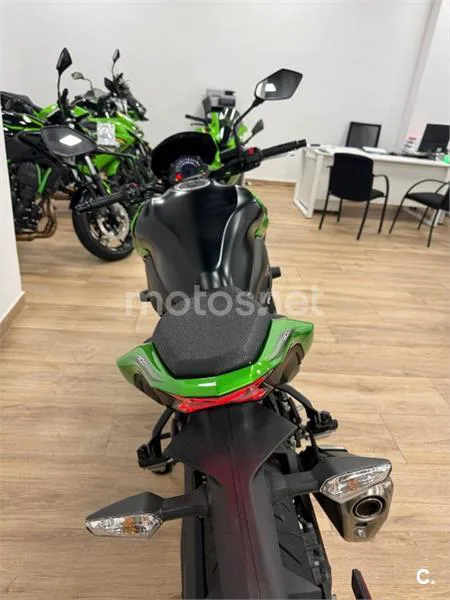 Kawasaki Z900 – Vista 4
