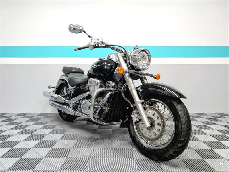 Suzuki Intruder C800C – Vista 3