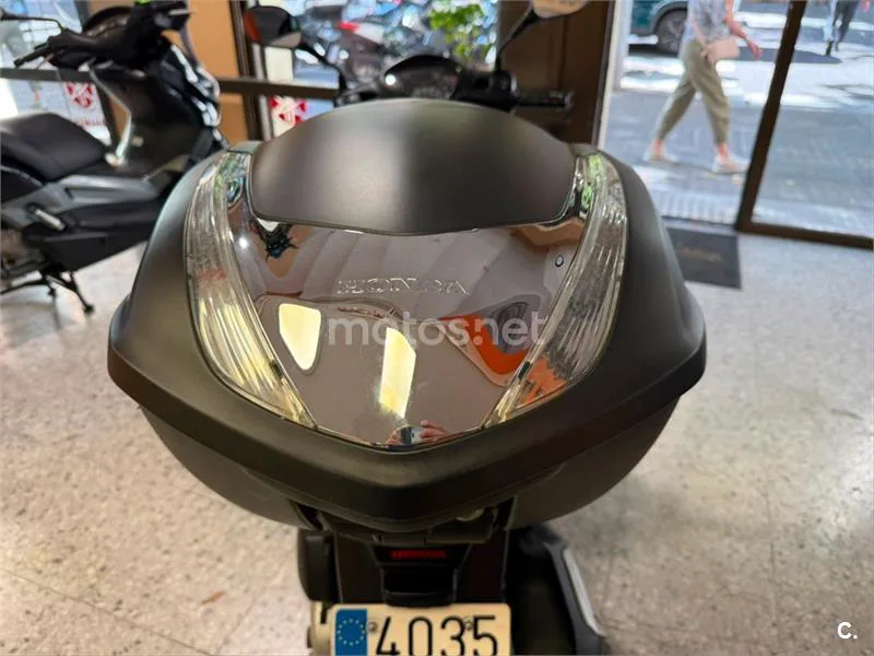 Honda SH 125i – Vista 27