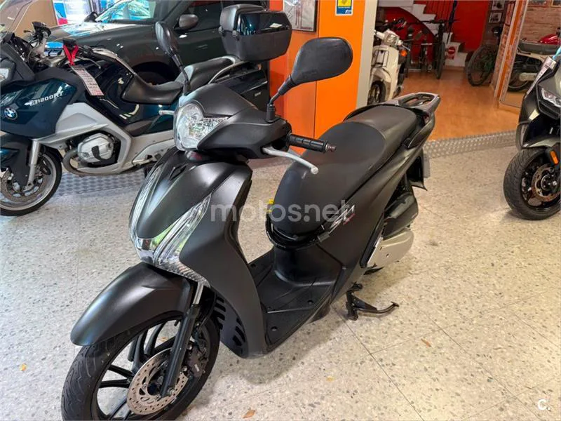Honda SH 125i – Vista 6