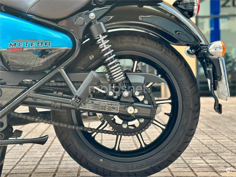 Royal Enfield Meteor 350 – Vista 18