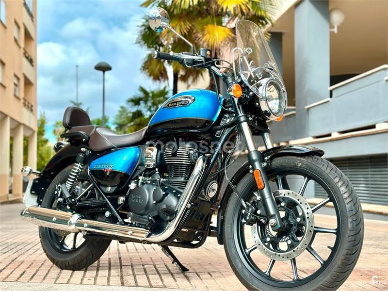 Royal Enfield Meteor 350 – Vista 36