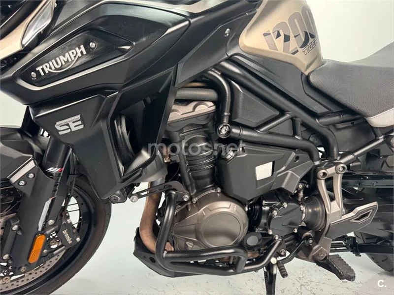 Triumph Tiger 1200 – Vista 22