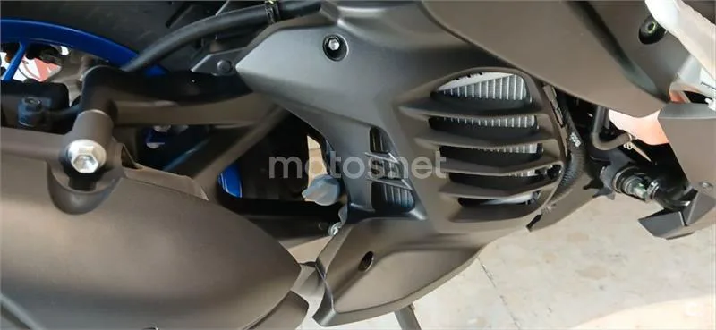 Yamaha XMAX 125 – Vista 15