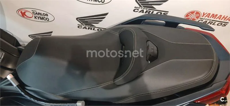 Yamaha XMAX 125 – Vista 7
