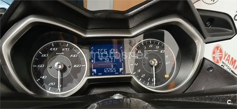Yamaha XMAX 125 – Vista 3