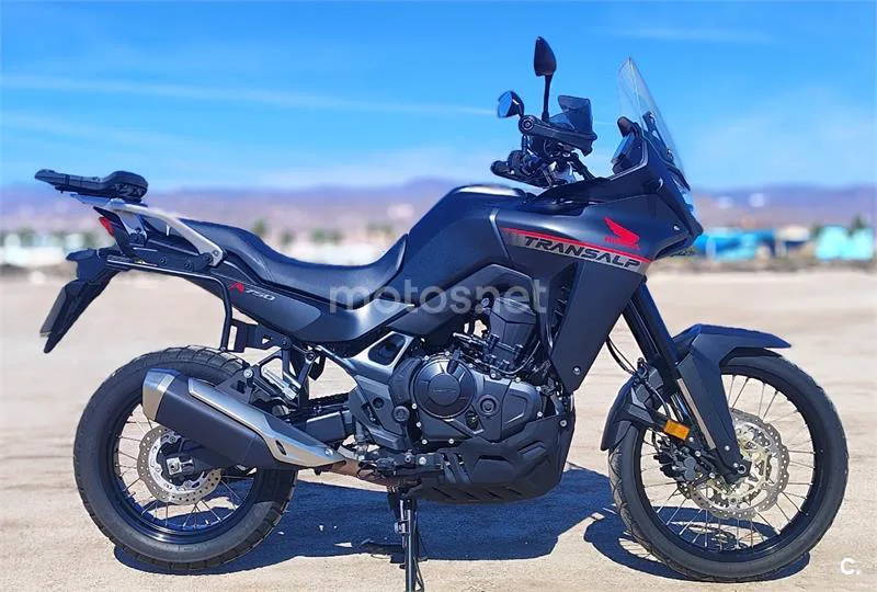 Honda XL 750 Transalp – Vista 15