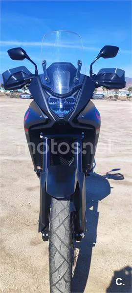 Honda XL 750 Transalp – Vista 5