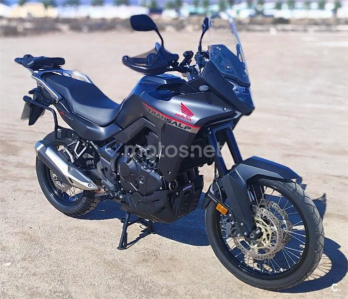 Honda XL 750 Transalp – Vista 6