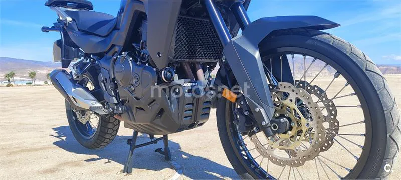 Honda XL 750 Transalp – Vista 8