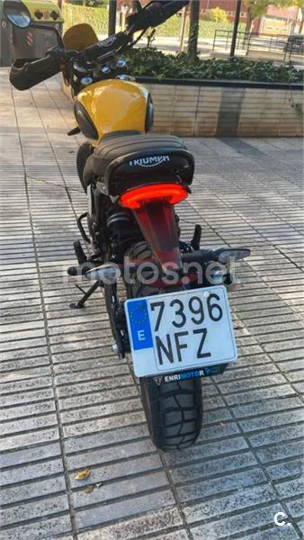 Triumph Scrambler 400 X - Vista 3