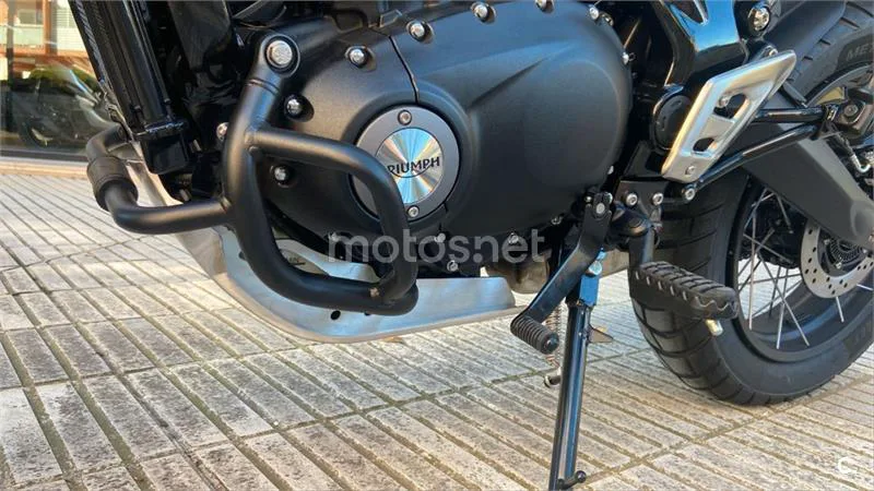 Triumph Scrambler 400 X - Vista 6