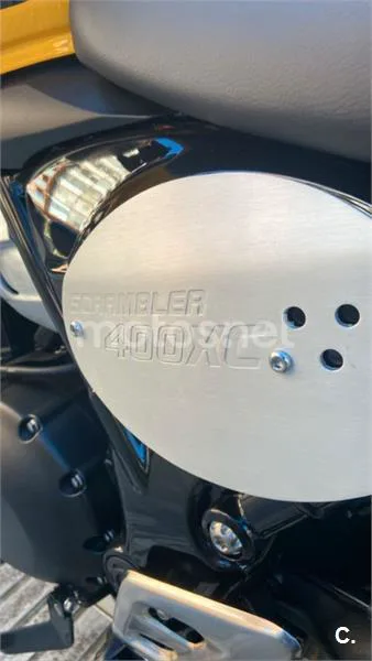 Triumph Scrambler 400 X - Vista 7