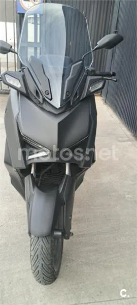 Yamaha XMAX 300 – Vista 5