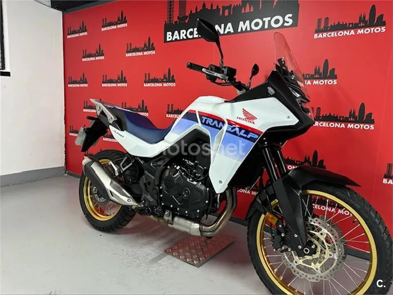 Honda XL 750 Transalp – Vista 4