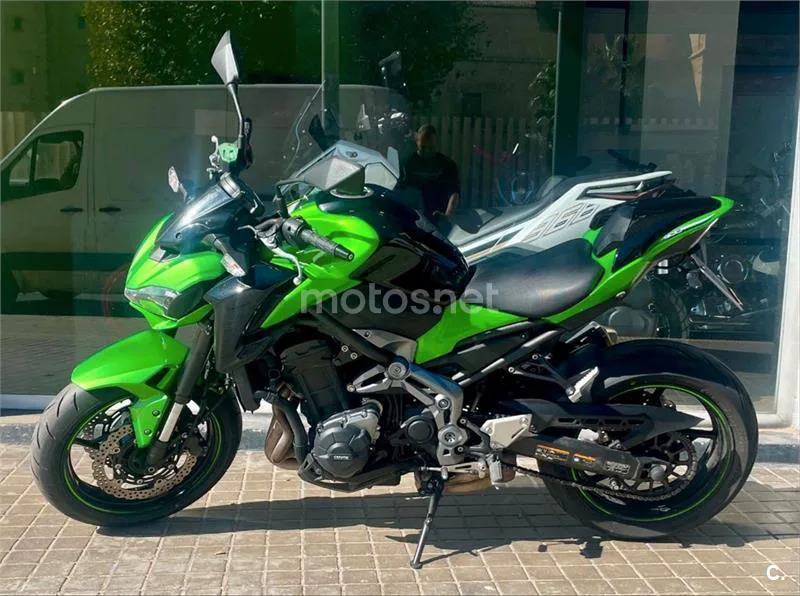 Kawasaki Z900 – Vista 3
