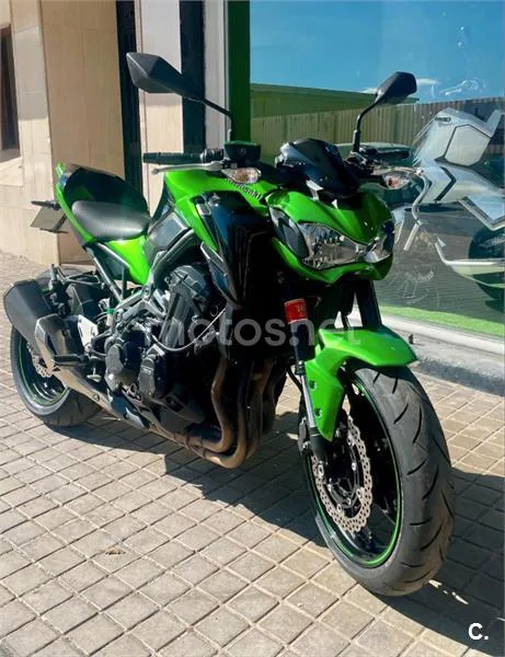 Kawasaki Z900 – Vista 6