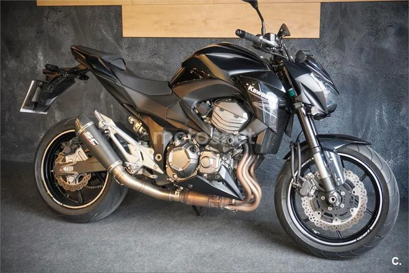 Kawasaki Z800 – Vista 4