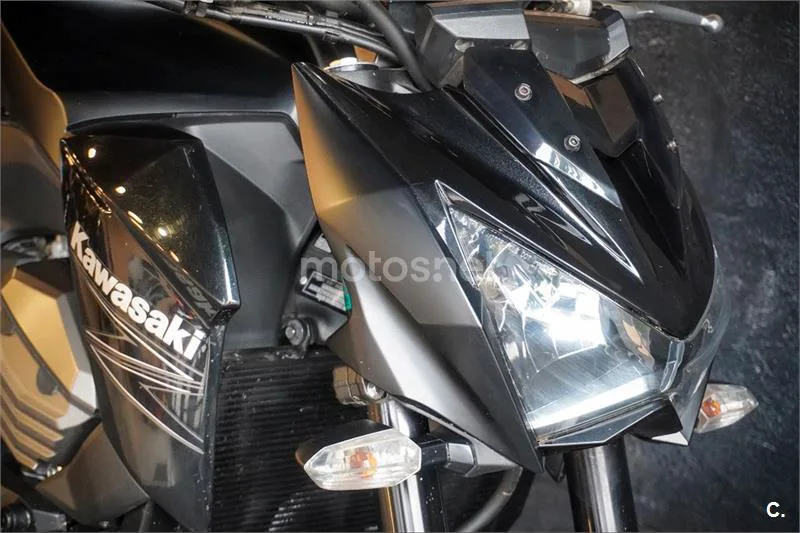 Kawasaki Z800 – Vista 6