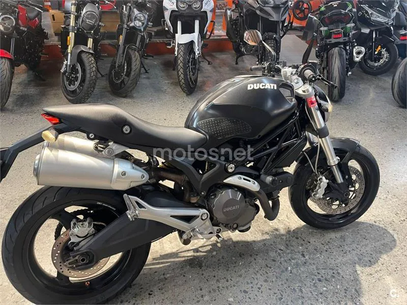 Ducati Monster 696 – Vista 5