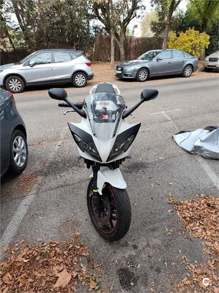 Yamaha FZ6 S S2 – Vista 5