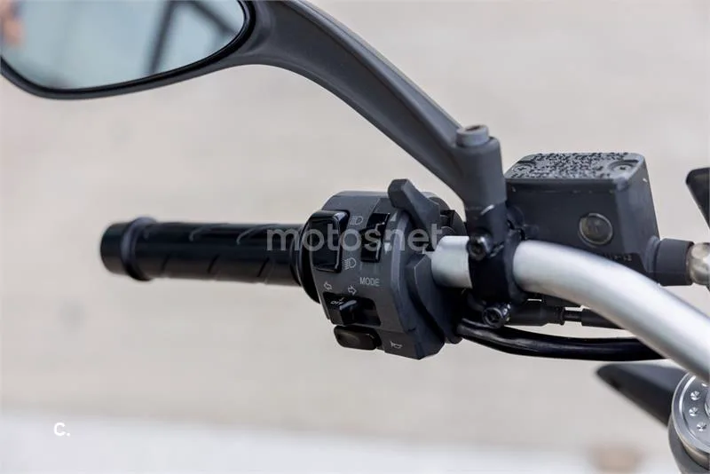 Ducati Monster 696 – Vista 15