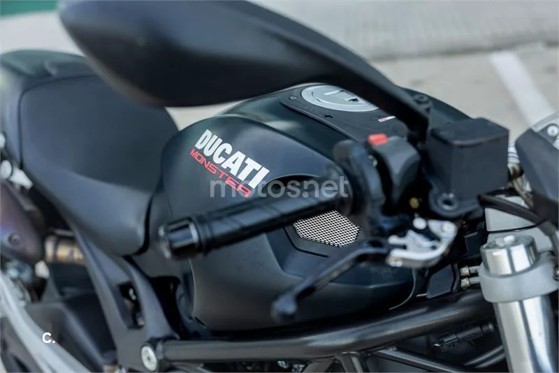 Ducati Monster 696 – Vista 5