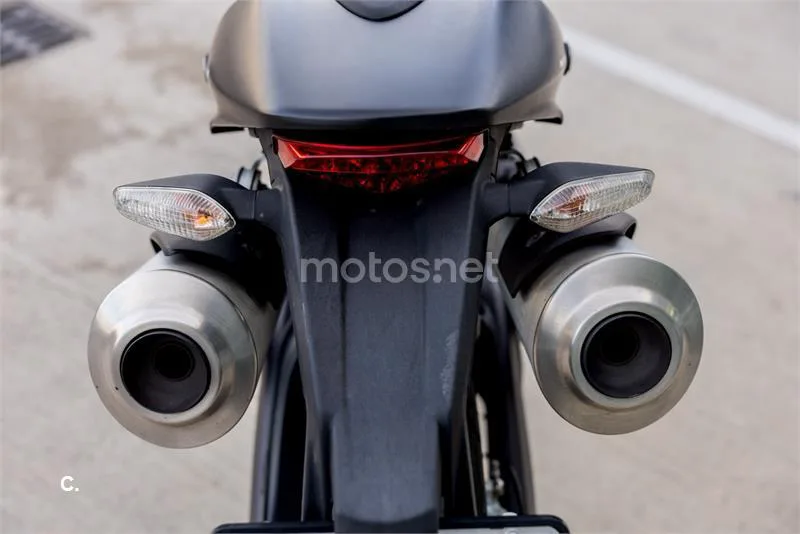 Ducati Monster 696 – Vista 10