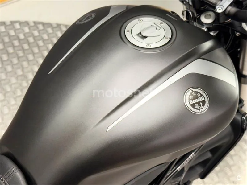 Benelli 502 C – Vista 7