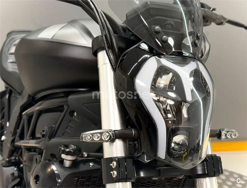 Benelli 502 C – Vista 8