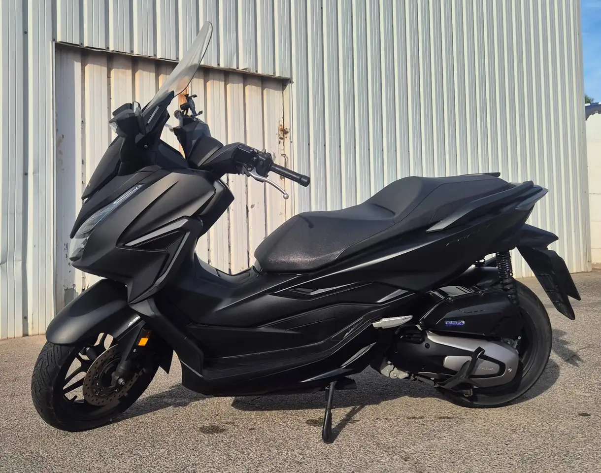 Honda Forza 125 – Vista 2