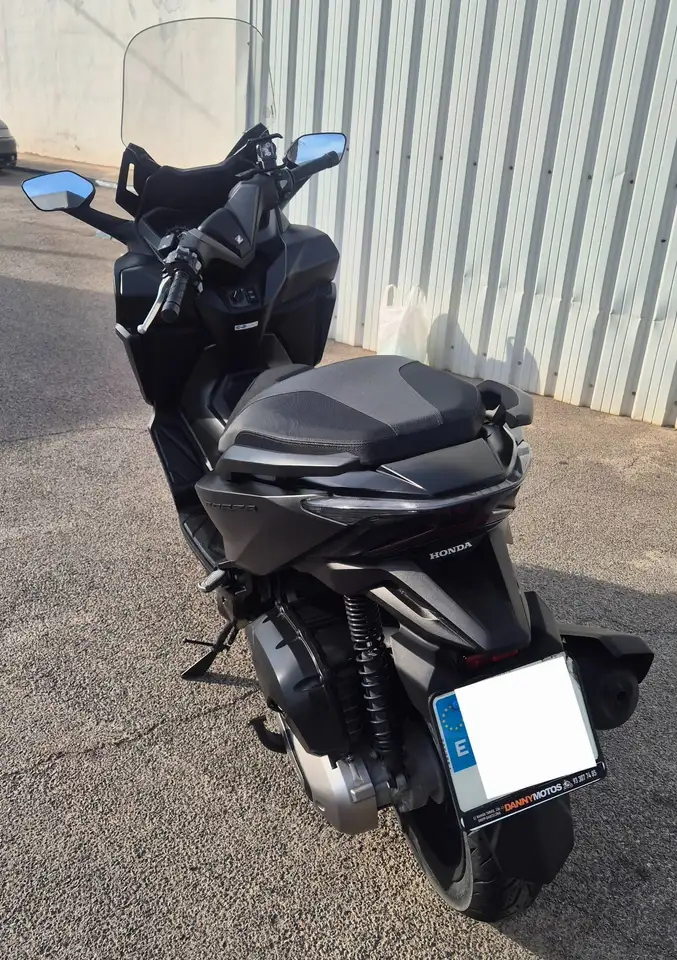 Honda Forza 125 – Vista 8