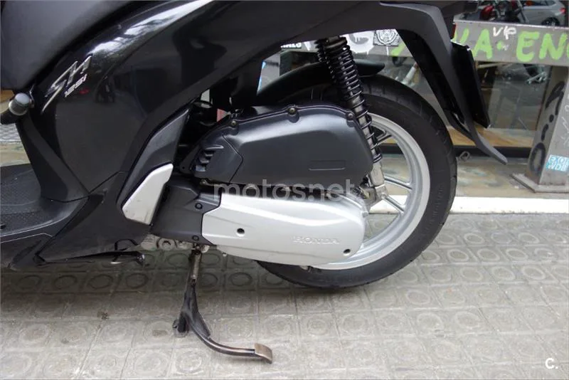 Honda SH 125i – Vista 3