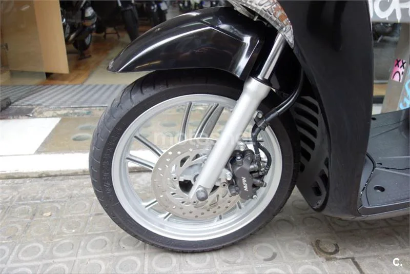 Honda SH 125i – Vista 4