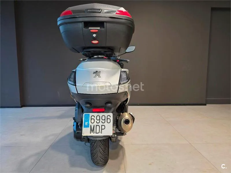 Peugeot Metropolis 400 – Vista 5