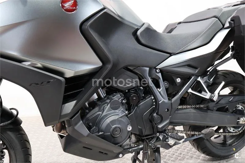 Honda NT1100 – Vista 13