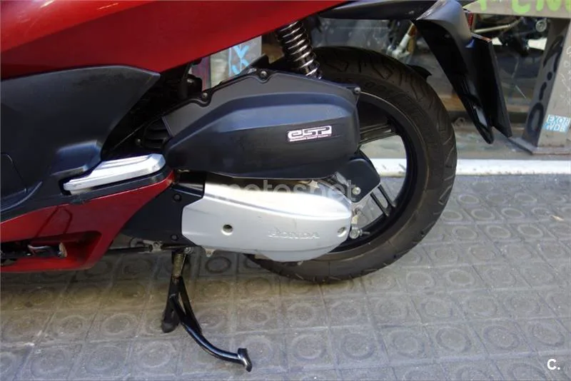 Honda PCX 125 – Vista 13