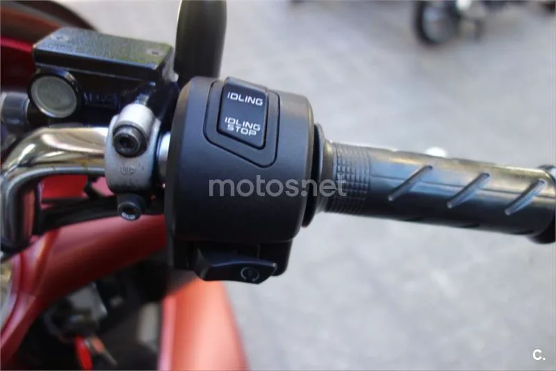 Honda PCX 125 – Vista 4