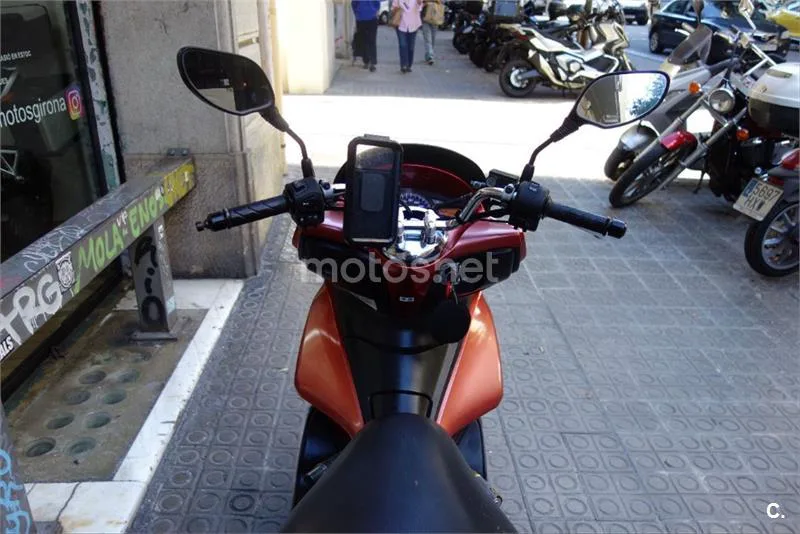 Honda PCX 125 – Vista 9
