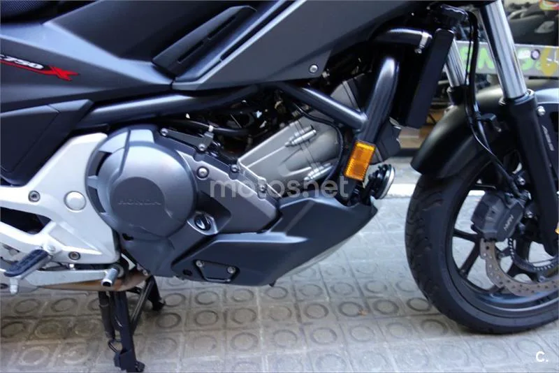 Honda NC 750 – Vista 16
